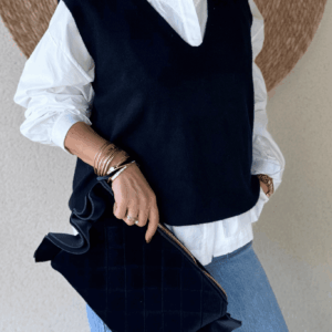 Pull LOLA noir - Taille unique jusqu'au 42