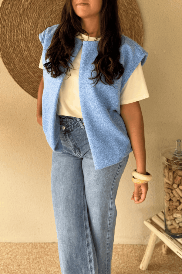 Gilet JOY bleu - Taille unique jusqu'au 44 – Image 2