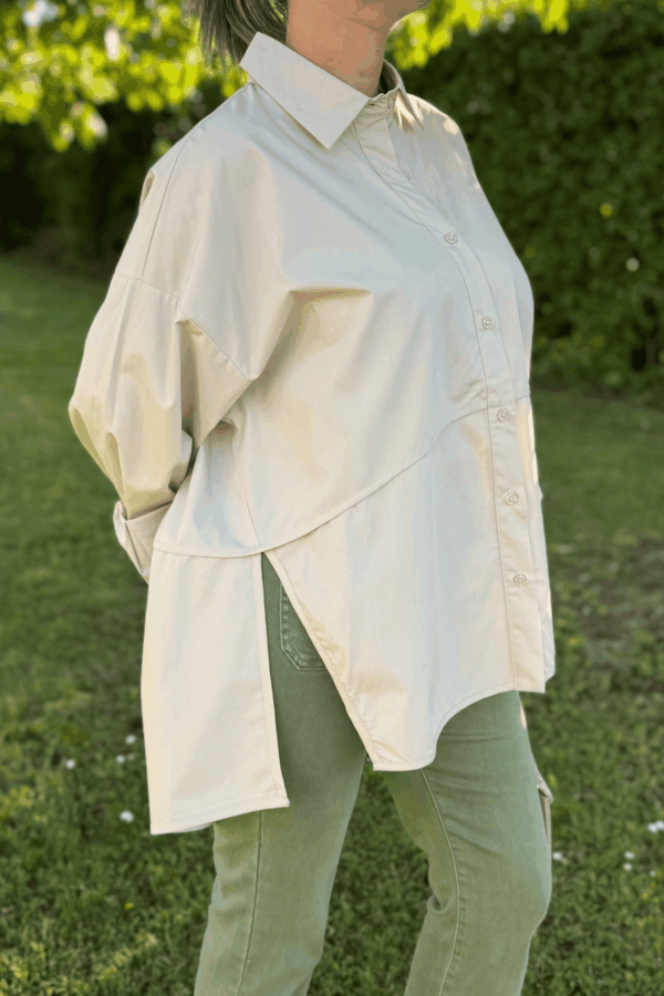Chemise ZOE - Taille unique jusqu'au 44 – Image 2