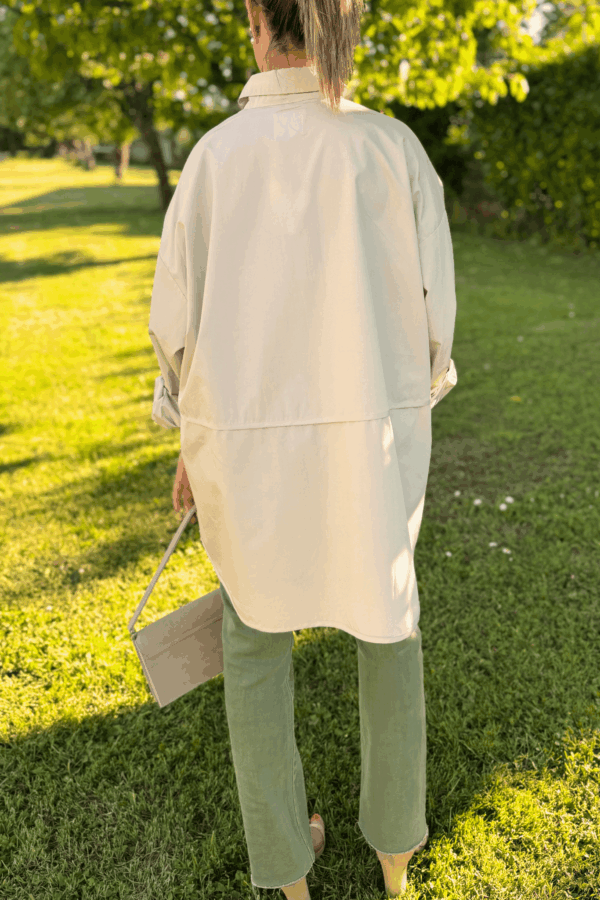 Chemise ZOE - Taille unique jusqu'au 44 – Image 3