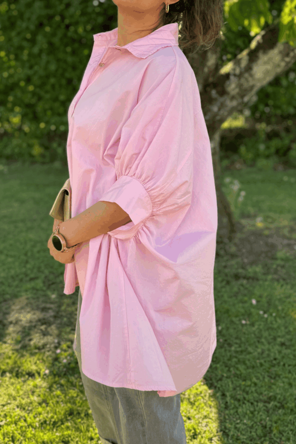Chemise CARLA rose - Taille unique jusqu'au 48 – Image 3