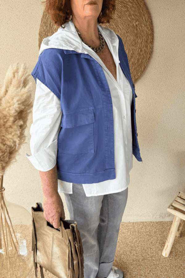 Veste sans manches CELIA bleu indigo - Taille unique jusqu'au 48 – Image 2