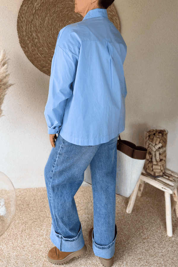 Chemise LINA bleu - Taille unique jusqu'au 48 – Image 3