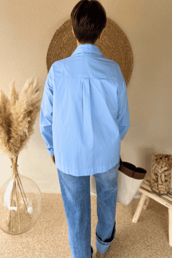 Chemise LINA bleu - Taille unique jusqu'au 48 – Image 4