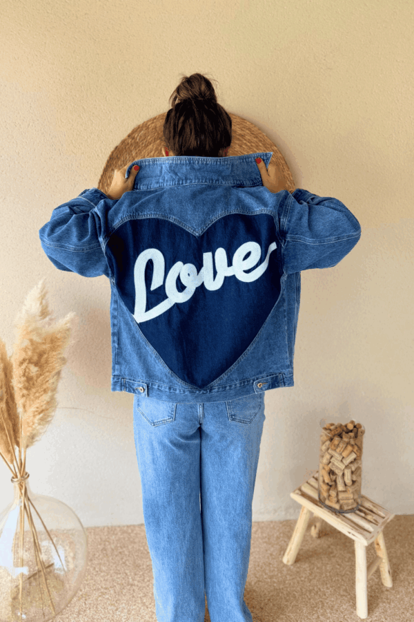 Veste en jean LOVE  - Taille S/M et M/L – Image 3